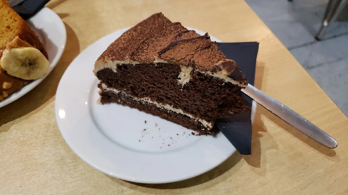 The Cake'Ole – cake shop in Bradford town centre